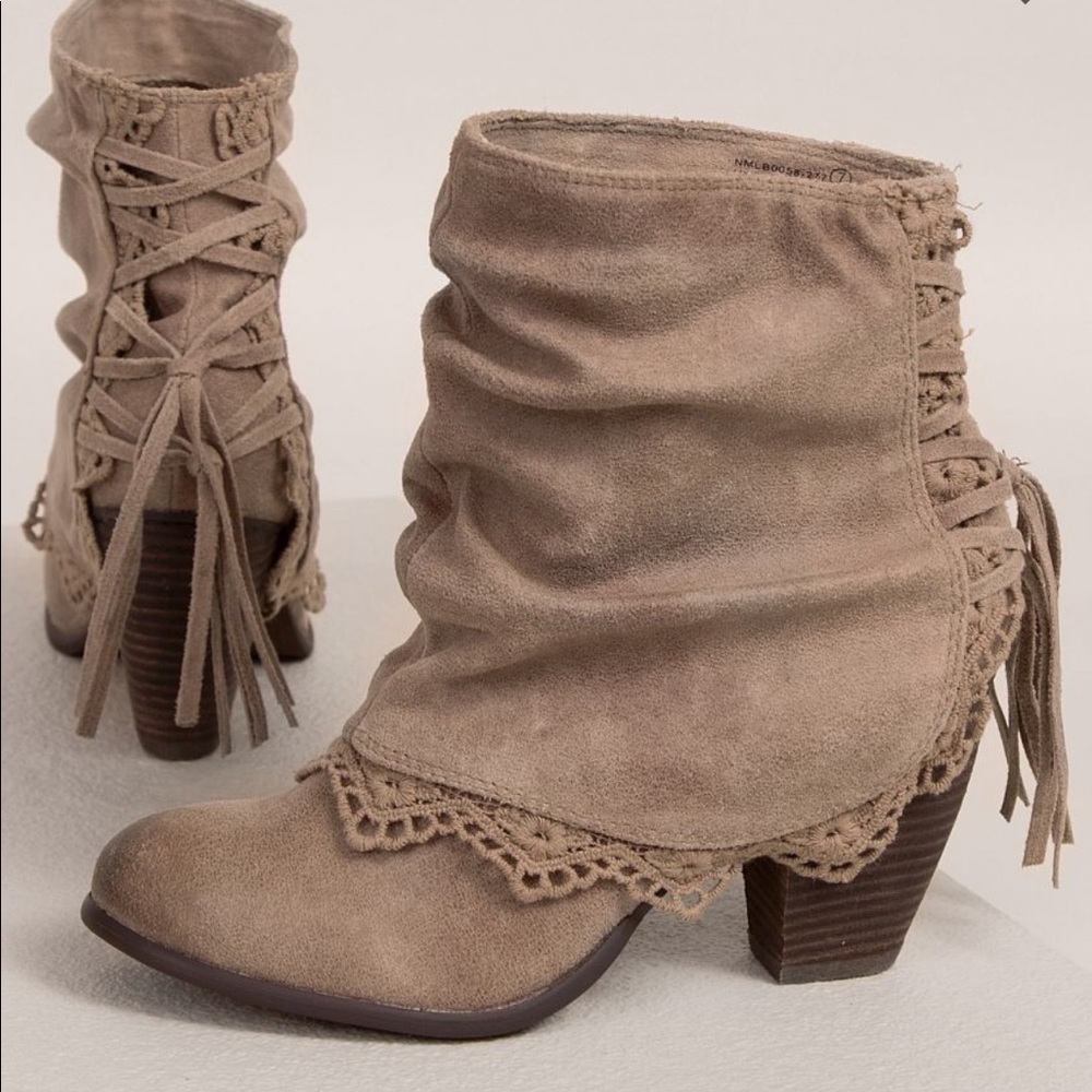 NAUGHTY MONKEY 🔥🔥🔥 BOOTIES
